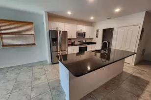 261 Wisteria Ave NW, Palm Bay, FL 32907 - Photo 13