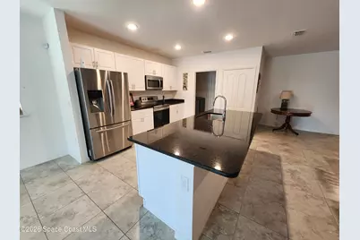 261 Wisteria Avenue NW, Palm Bay, FL 32907 - Photo 9