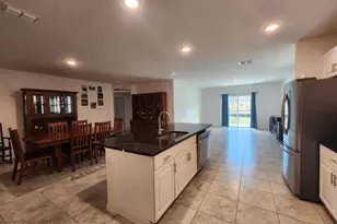 261 Wisteria Ave NW, Palm Bay, FL 32907 - Photo 3