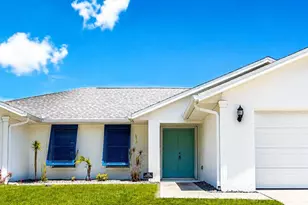 371 Narragansett St NE, Palm Bay, FL 32907 - Photo 1