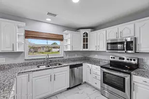 3280 Ideal Ave NE, Palm Bay, FL 32905 - Photo 9