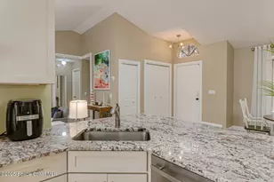 4361 Silver Lake Dr, Melbourne, FL 32901 - Photo 11