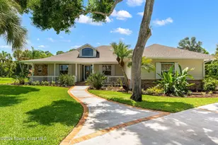 109 Harbor Point Dr, Sebastian, FL 32958 - Photo 1