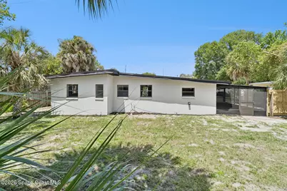 1465 Hillcrest Drive, Melbourne, FL 32935 - Photo 19