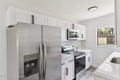 1465 Hillcrest Drive, Melbourne, FL 32935 - Photo 9