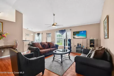 534 White Plains Avenue SW, Palm Bay, FL 32908 - Photo 7