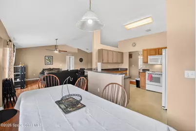 534 White Plains Avenue SW, Palm Bay, FL 32908 - Photo 13