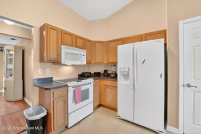 534 White Plains Avenue SW, Palm Bay, FL 32908 - Photo 17