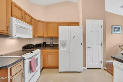 534 White Plains Avenue SW, Palm Bay, FL 32908 - Photo 19