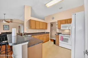 534 White Plains Ave SW, Palm Bay, FL 32908 - Photo 15