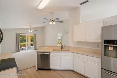 4217 Mount Carmel Lane, Melbourne, FL 32901 - Photo 5