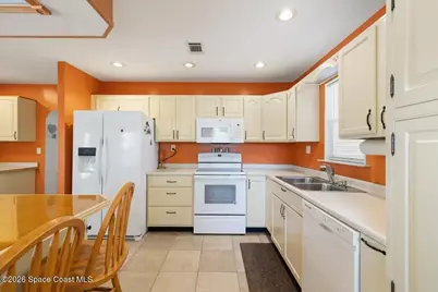 1735 40th Avenue, Vero Beach, FL 32960 - Photo 17