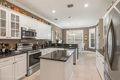 5828 Pine Ridge Circle, Vero Beach, FL 32967 - Photo 21