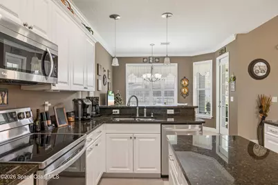 5828 Pine Ridge Circle, Vero Beach, FL 32967 - Photo 23