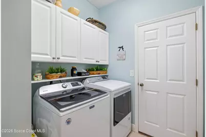 5828 Pine Ridge Circle, Vero Beach, FL 32967 - Photo 3