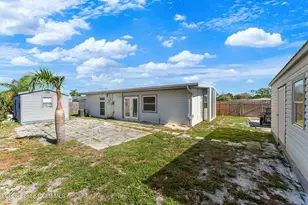 1055 Daytona Dr NE, Palm Bay, FL 32905 - Photo 39