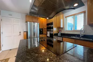 1175 Jimmy Buffett Memorial Hwy, Satellite Beach, FL 32937 - Photo 11