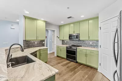 1437 Pineapple Avenue #405, Melbourne, FL 32935 - Photo 15