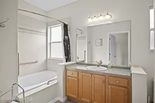 463 Avocado Rd NW, Palm Bay, FL 32907 - Photo 17