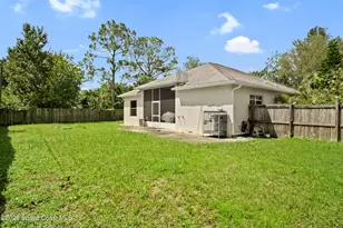 463 Avocado Rd NW, Palm Bay, FL 32907 - Photo 21