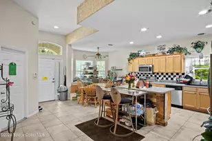 463 Avocado Rd NW, Palm Bay, FL 32907 - Photo 5