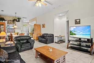 463 Avocado Rd NW, Palm Bay, FL 32907 - Photo 13