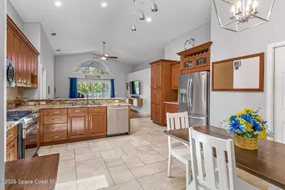 3270 Brentwood Lane, Melbourne, FL 32934 - Photo 11