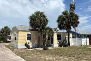 1320 S Atlantic Ave, Cocoa Beach, FL 32931 - Photo 3