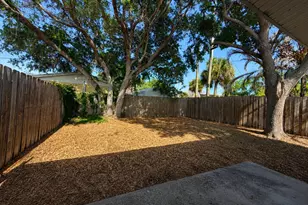 143 E Grant Ave, Cocoa Beach, FL 32931 - Photo 27
