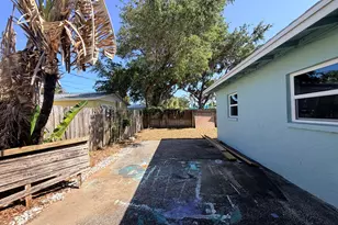 143 E Grant Ave, Cocoa Beach, FL 32931 - Photo 21
