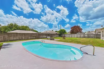 1510 Gardenton Street NW, Palm Bay, FL 32907 - Photo 39