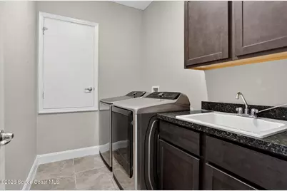 4690 Hebron Drive, Merritt Island, FL 32953 - Photo 17