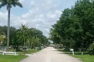 13121 SW 7th Ct, Davie, FL 33314 - Photo 5