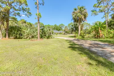 1639 Emmaus Road NW, Palm Bay, FL 32907 - Photo 7