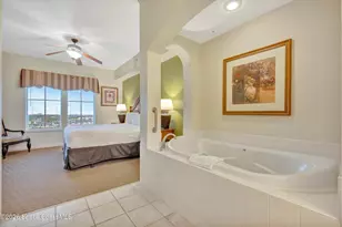 8101 Resort Village Dr, Orlando, FL 32821 - Photo 21