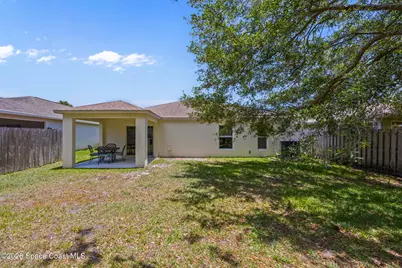 4077 Mount Carmel Lane, Melbourne, FL 32901 - Photo 9