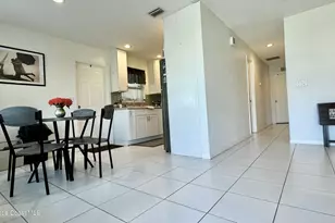 815 Juniper Ln, Melbourne, FL 32901 - Photo 3