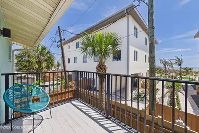 1011 S Miramar Avenue #Unit 6, Indialantic, FL 32903 - Photo 3