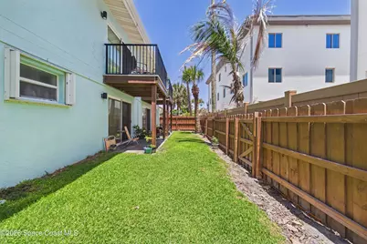 1011 S Miramar Avenue #Unit 6, Indialantic, FL 32903 - Photo 25