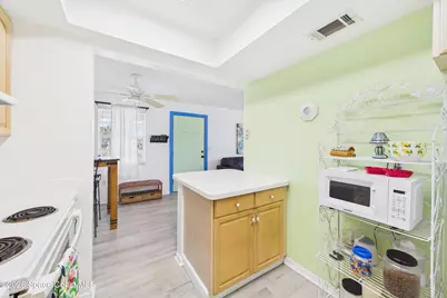 1011 S Miramar Avenue #Unit 6, Indialantic, FL 32903 - Photo 11
