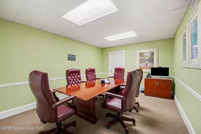 112 W New Haven Avenue, Melbourne, FL 32901 - Photo 9