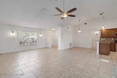 816 Hunters Creek Drive, Melbourne, FL 32904 - Photo 3