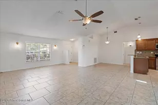816 Hunters Creek Dr, Melbourne, FL 32904 - Photo 3