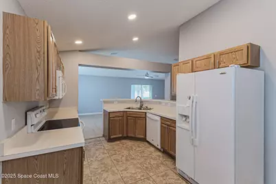 1733 La Maderia Drive SW, Palm Bay, FL 32908 - Photo 9