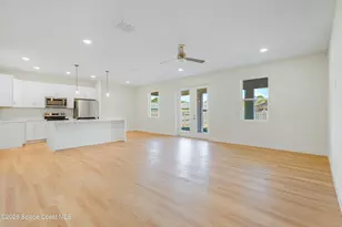360 Warwick St SE, Palm Bay, FL 32909 - Photo 9