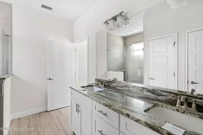 1052 Corbin Circle SW, Palm Bay, FL 32908 - Photo 19