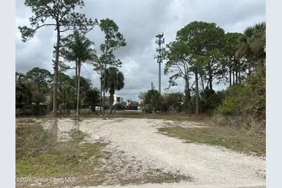 126 Deauville Avenue SE, Palm Bay, FL 32909 - Photo 3