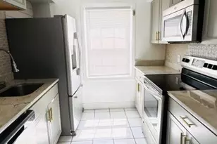 120 E Colonial Ct, Indian Harbour Beach, FL 32937 - Photo 5