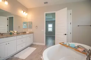 8289 Stonecrest Dr, Melbourne, FL 32940 - Photo 23