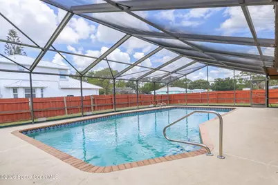 460 Neptune Drive NE, Melbourne, FL 32907 - Photo 9